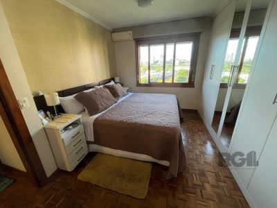 Apartamento à venda com 113m², 3 quartos, 1 suíte, 2 vagas no bairro Chácara das Pedras em Porto Alegre - Foto 12