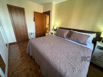 Apartamento à venda com 113m², 3 quartos, 1 suíte, 2 vagas no bairro Chácara das Pedras em Porto Alegre - Foto 26