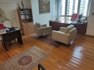 Conjunto/Sala à venda com 32m² no bairro Moinhos de Vento em Porto Alegre - Foto 5