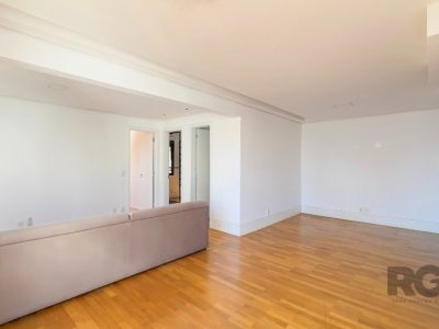 Apartamento à venda com 78m², 3 quartos, 1 suíte, 2 vagas no bairro Passo d'Areia em Porto Alegre - Foto 12