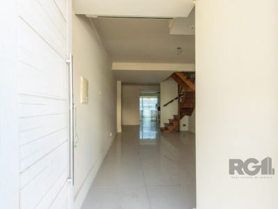 Casa Condominio à venda com 120m², 3 quartos, 2 suítes, 2 vagas no bairro Ipanema em Porto Alegre - Foto 3