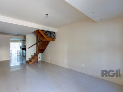 Casa Condominio à venda com 120m², 3 quartos, 2 suítes, 2 vagas no bairro Ipanema em Porto Alegre - Foto 4