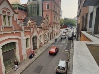 Apartamento à venda com 98m², 3 quartos no bairro Centro em Porto Alegre - Foto 16