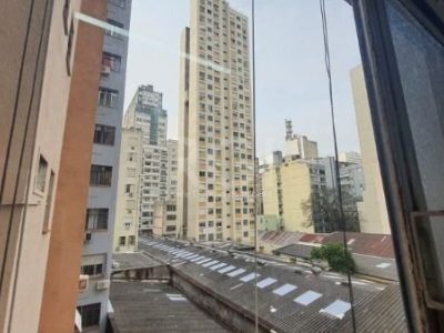 Apartamento à venda com 98m², 3 quartos no bairro Centro em Porto Alegre - Foto 17