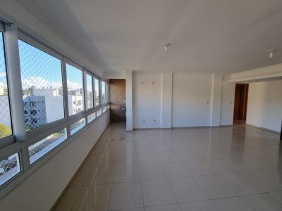 Apartamento à venda com 109m², 3 quartos, 1 suíte, 2 vagas no bairro Tristeza em Porto Alegre - Foto 3