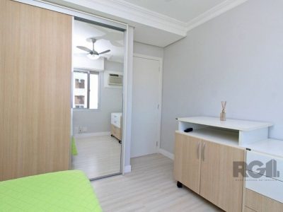 Apartamento à venda com 109m², 3 quartos, 1 suíte, 1 vaga no bairro Cristo Redentor em Porto Alegre - Foto 13