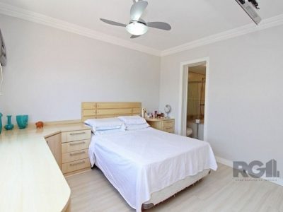 Apartamento à venda com 109m², 3 quartos, 1 suíte, 1 vaga no bairro Cristo Redentor em Porto Alegre - Foto 10