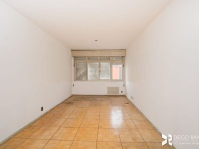 Apartamento à venda com 134m², 3 quartos, 1 suíte, 1 vaga no bairro Rio Branco em Porto Alegre - Foto 2