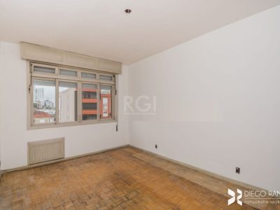 Apartamento à venda com 134m², 3 quartos, 1 suíte, 1 vaga no bairro Rio Branco em Porto Alegre - Foto 6