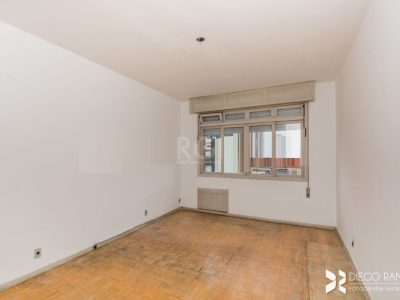 Apartamento à venda com 134m², 3 quartos, 1 suíte, 1 vaga no bairro Rio Branco em Porto Alegre - Foto 7