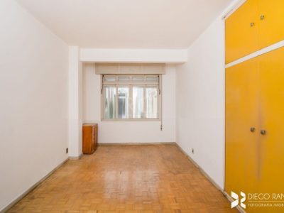 Apartamento à venda com 134m², 3 quartos, 1 suíte, 1 vaga no bairro Rio Branco em Porto Alegre - Foto 11