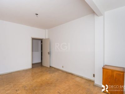 Apartamento à venda com 134m², 3 quartos, 1 suíte, 1 vaga no bairro Rio Branco em Porto Alegre - Foto 12