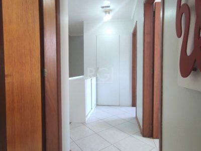 Casa Condominio à venda com 145m², 3 quartos, 1 suíte, 2 vagas no bairro Tristeza em Porto Alegre - Foto 15