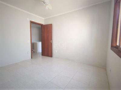 Casa Condominio à venda com 145m², 3 quartos, 1 suíte, 2 vagas no bairro Tristeza em Porto Alegre - Foto 16