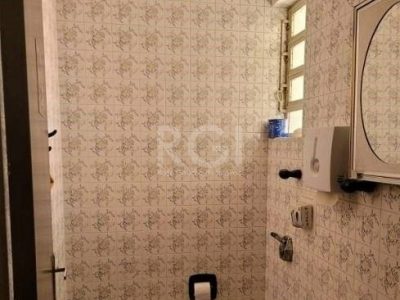 Casa à venda com 205m², 3 quartos, 3 vagas no bairro Tristeza em Porto Alegre - Foto 8