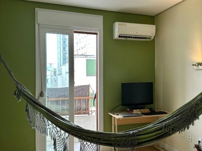 Apartamento à venda com 80m², 3 quartos no bairro Centro Histórico em Porto Alegre - Foto 10