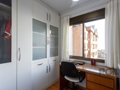 Apartamento à venda com 94m², 3 quartos, 1 suíte, 2 vagas no bairro Tristeza em Porto Alegre - Foto 25