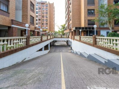 Apartamento à venda com 94m², 3 quartos, 1 suíte, 2 vagas no bairro Tristeza em Porto Alegre - Foto 38