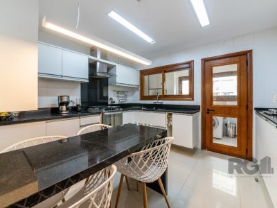 Apartamento à venda com 165m², 3 quartos, 1 suíte, 2 vagas no bairro Auxiliadora em Porto Alegre - Foto 10