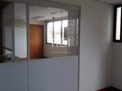 Conjunto/Sala à venda com 245m², 5 vagas no bairro Boa Vista em Porto Alegre - Foto 12