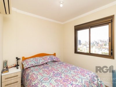 Apartamento à venda com 74m², 3 quartos, 1 suíte, 2 vagas no bairro Rio Branco em Porto Alegre - Foto 18