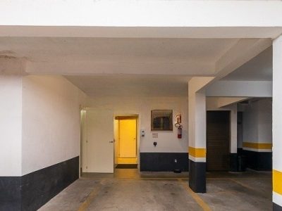 Apartamento à venda com 74m², 3 quartos, 1 suíte, 2 vagas no bairro Rio Branco em Porto Alegre - Foto 31