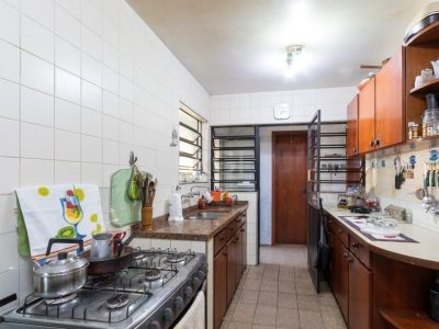 Casa à venda com 286m², 2 quartos, 1 suíte, 3 vagas no bairro Santa Tereza em Porto Alegre - Foto 17