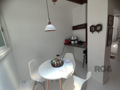 Apartamento à venda com 135m², 3 quartos, 1 suíte no bairro Bom Fim em Porto Alegre - Foto 14