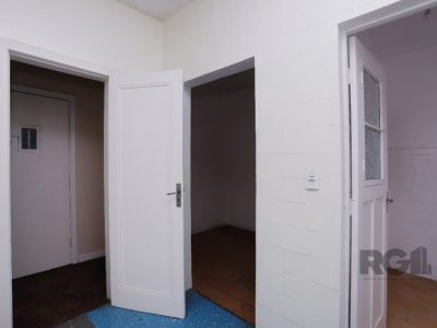 Apartamento à venda com 66m², 2 quartos no bairro Independência em Porto Alegre - Foto 17