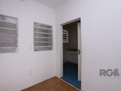 Apartamento à venda com 66m², 2 quartos no bairro Independência em Porto Alegre - Foto 19