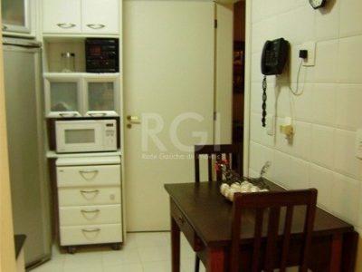 Apartamento à venda com 116m², 3 quartos, 1 suíte, 3 vagas no bairro Tristeza em Porto Alegre - Foto 44