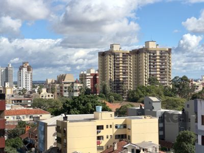 Cobertura à venda com 177m², 2 quartos, 1 suíte, 2 vagas no bairro Menino Deus em Porto Alegre - Foto 34