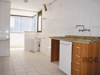 Apartamento à venda com 87m², 2 quartos, 1 suíte, 1 vaga no bairro Santana em Porto Alegre - Foto 8