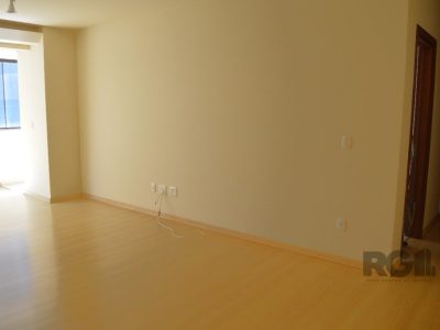 Apartamento à venda com 87m², 2 quartos, 1 suíte, 1 vaga no bairro Santana em Porto Alegre - Foto 16