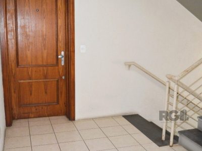 Apartamento à venda com 87m², 2 quartos, 1 suíte, 1 vaga no bairro Santana em Porto Alegre - Foto 5