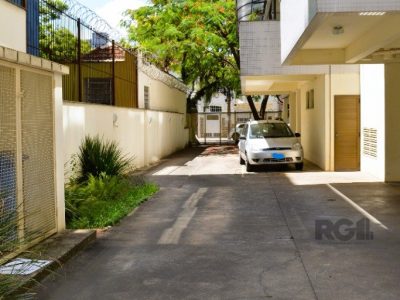 Apartamento à venda com 87m², 2 quartos, 1 suíte, 1 vaga no bairro Santana em Porto Alegre - Foto 3