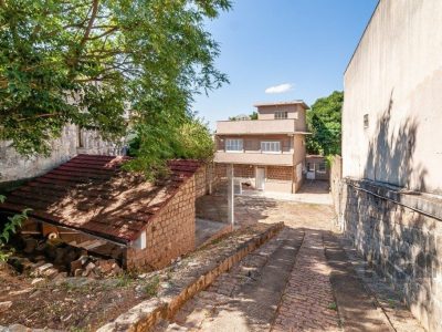 Casa à venda com 224m², 4 quartos, 4 vagas no bairro Três Figueiras em Porto Alegre - Foto 30