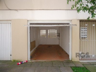 Apartamento à venda com 78m², 3 quartos no bairro Passo d'Areia em Porto Alegre - Foto 11