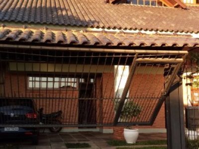 Casa à venda com 254m², 5 quartos, 1 suíte, 4 vagas no bairro Ipanema em Porto Alegre - Foto 2