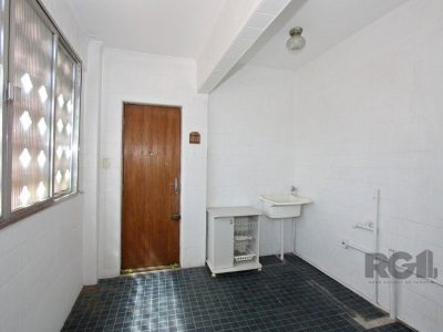 Apartamento à venda com 79m², 2 quartos, 2 vagas no bairro Petrópolis em Porto Alegre - Foto 14