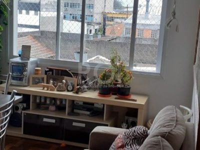 Apartamento à venda com 70m², 2 quartos no bairro Navegantes em Porto Alegre - Foto 6