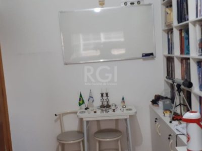 Apartamento à venda com 70m², 2 quartos no bairro Navegantes em Porto Alegre - Foto 27