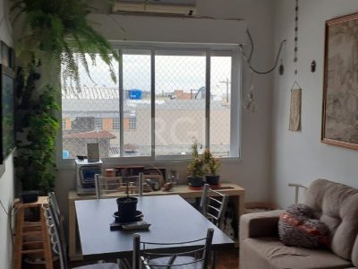 Apartamento à venda com 70m², 2 quartos no bairro Navegantes em Porto Alegre - Foto 5