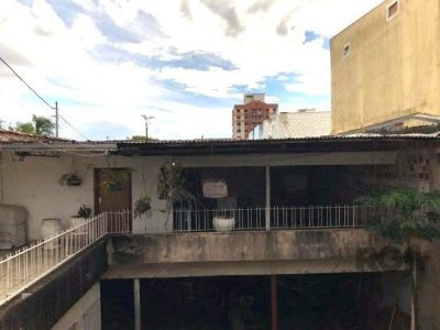 Casa à venda com 398m², 5 quartos, 3 vagas no bairro Cristo Redentor em Porto Alegre - Foto 26