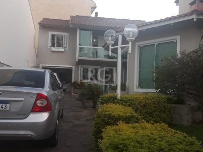 Casa à venda com 190m², 3 quartos, 3 vagas no bairro Medianeira em Porto Alegre - Foto 5