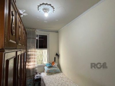 Casa à venda com 130m², 3 quartos, 4 vagas no bairro Cristal em Porto Alegre - Foto 13