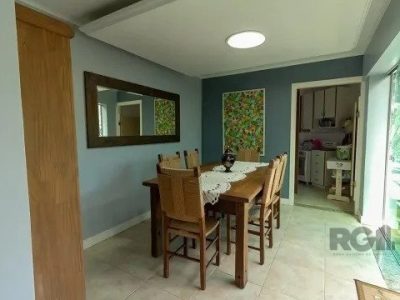 Casa à venda com 350m², 4 quartos, 1 suíte, 3 vagas no bairro Jardim Itu em Porto Alegre - Foto 9