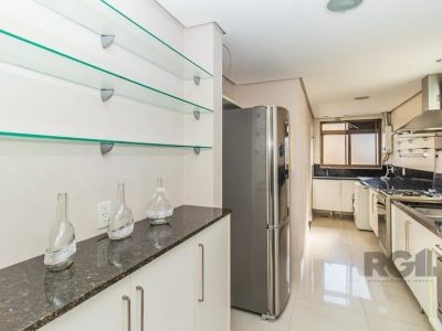 Apartamento à venda com 88m², 2 quartos, 1 suíte, 2 vagas no bairro Centro em Porto Alegre - Foto 13