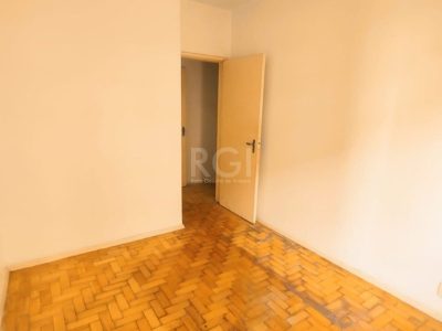 Apartamento à venda com 134m², 4 quartos no bairro Floresta em Porto Alegre - Foto 4