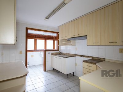 Apartamento à venda com 99m², 2 quartos, 1 suíte, 1 vaga no bairro Tristeza em Porto Alegre - Foto 3